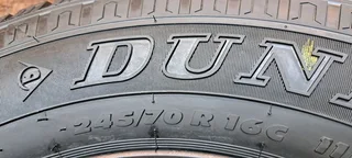 245/70/16c dunlop  tyres