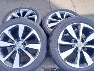 16inch Hyundai i20 rims and good tyres