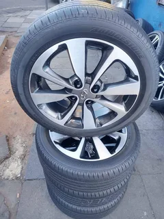 16inch Hyundai i20 rims and good tyres