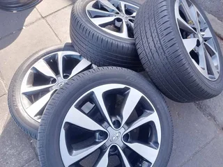 16inch Hyundai i20 rims and good tyres
