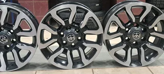 18inch legend RS mags like new