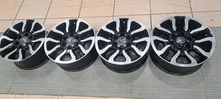 18inch legend RS mags like new