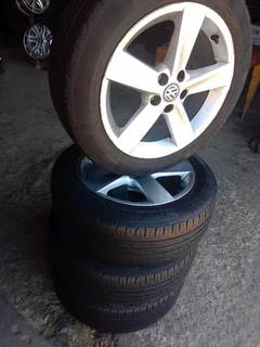 16inch polo mags and continental tyres