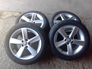 16inch polo mags and continental tyres
