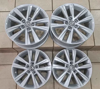 15-inch VW Polo mag rims. call or whatshapp me on 0672362825