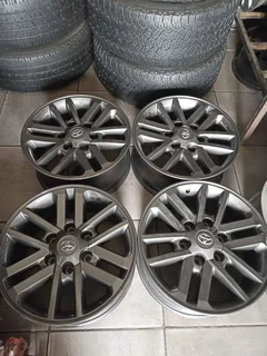 17 inch Toyota Hilux Rims grey Twinspoke Rims for sale