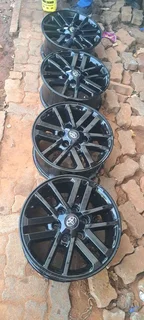 Black 17inch legend 45 rims