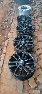 Black 17inch legend 45 rims