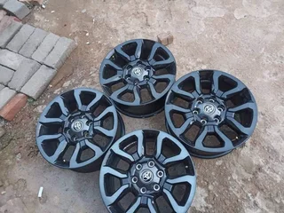 TOYOTA HILUX RIMS SIZE 18INCH, LEGEND RS