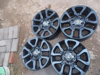 Toyota Hilux Rims Size 18inch, Legend Rs