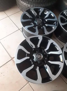 NEW RIMS FOR TOYOTA LEGEND RS SIZE   18INCH