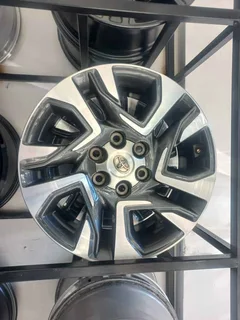 Toyota hilux/fortuner/gd6/legend 50 rims  spare wheels available