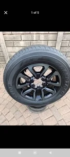 Toyota Hillux Legend Rs Rim/tyre 18 Inch.