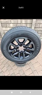 TOYOTA HILLUX LEGEND RS RIM/TYRE 18 INCH.