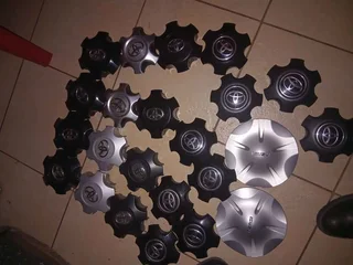 Toyota Hilux hub cap/centre cap