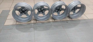 14inch set of toyota rims 4/100