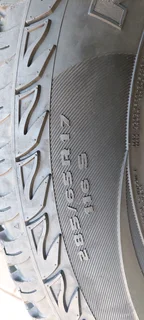 4×285/65/17 bakkies tyres  kumho adventure