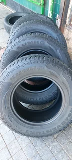 4×285/65/17 bakkies tyres  kumho adventure