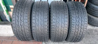 4×285/65/17 bakkies tyres  kumho adventure