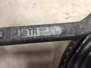 BMW 3 SERIES G20 330E 2023 2.0 PETROL DRIVER SIDE FRONT SUSPENSION LEG HUB 70548