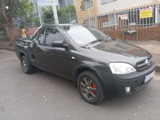 I,m selling my Opel Corsa in very good conditions 2008 Manual pétrol
