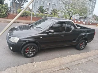I,m selling my Opel Corsa in very good conditions 2008 Manual pétrol