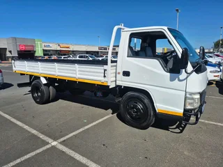 JMC CARRING TRUCK FOR SALE IN VERY GOOD CONDITIONS 2015 MODEL DIESEL