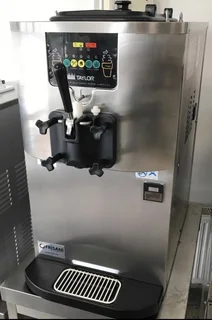 Taylor C706 Single-Barrel Soft-Serve Machine (3-Phase)