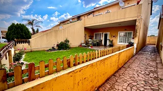 Townhouse - perfect Combination of comfort and convenience