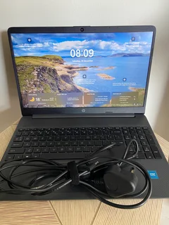 Urgent laptop sale!!! Whatsapp 0683148780