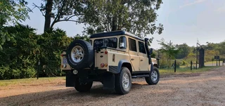 Land Rover Devender 110