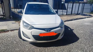Hyundai i20 2014 model white