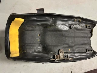 HONDA 750 SEAT