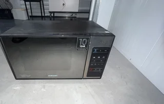 Couch, bed , Gass n microwave