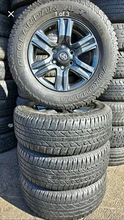17&#34; GD-6 Toyota Hilux/ Fortuner wheels. Tyre size 265/65 R17 Yokohama Geolander AT Tyres.