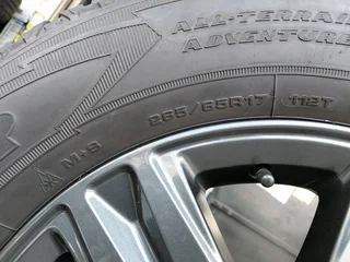 17" Toyota Hilux Legend , GD-6,  Dakar/ Fortuner wheels.