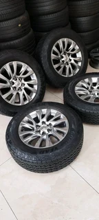18inch Toyota Fortuner/Landcruiser original original mags with 255/65R18 Goodyear wrangler territory