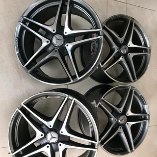 19inch AMG C63 Genuine Mercedes-Benz C-Class rim