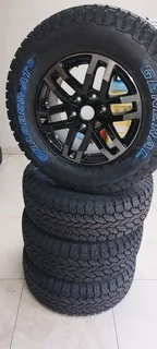 General Grabber AT3 265/70 R17 with raptor rims
