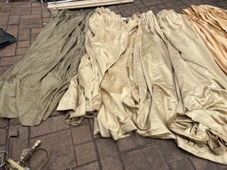 Curtains, rods, pelmets