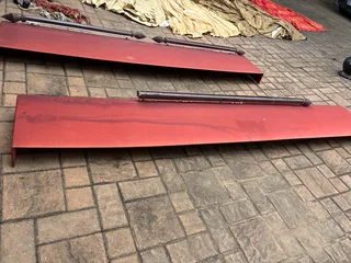 Curtains, rods, pelmets