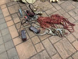 Curtains, rods, pelmets