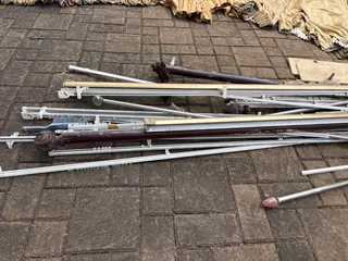 Curtains, rods, pelmets