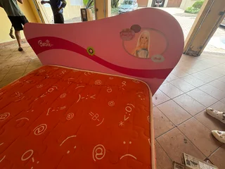 Barbie bed with single mattress