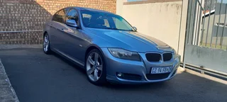BMW E90 320I (LCI)