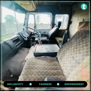 1990 MERCEDES BENZ V-SERIES 19:33 - Affordable, Fair, And Selling Fast! Don’t Miss Your Chance