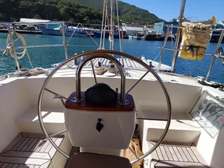 SERIOUS INVESTMENT YACHTS - ANGELA COLLINS YACHTS