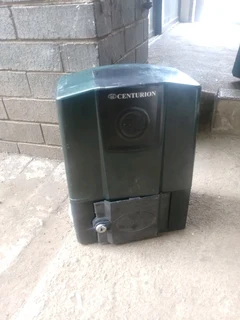 D5 centurion gate motor