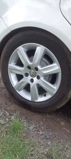 15 inch VW Polo OEM comfortline wheels