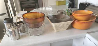 Crockery - Ad posted by Evelyn Katz